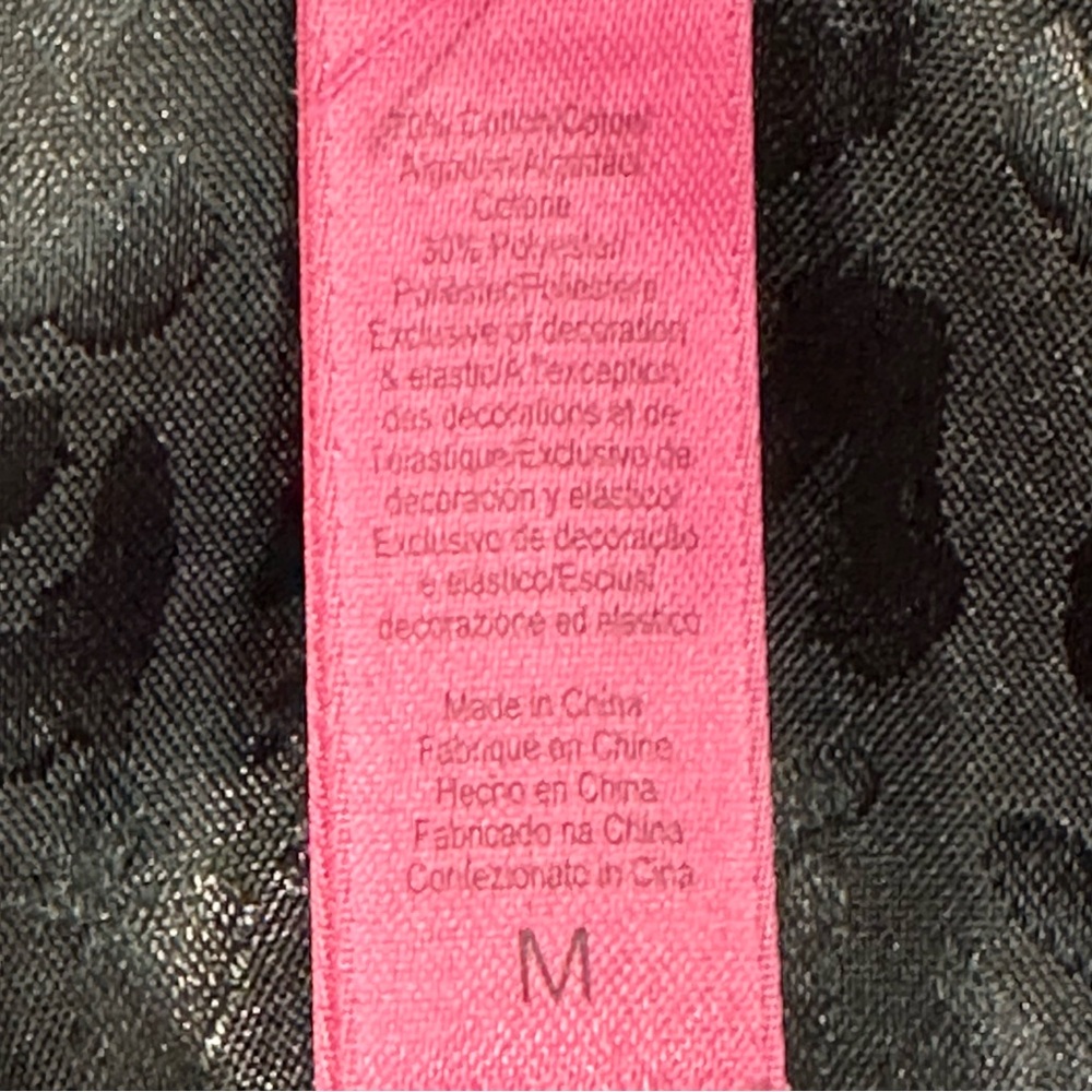 Betsy Johnson Velore’ Elegant Magenta and Black Women's Robe - Picture 8 of 11